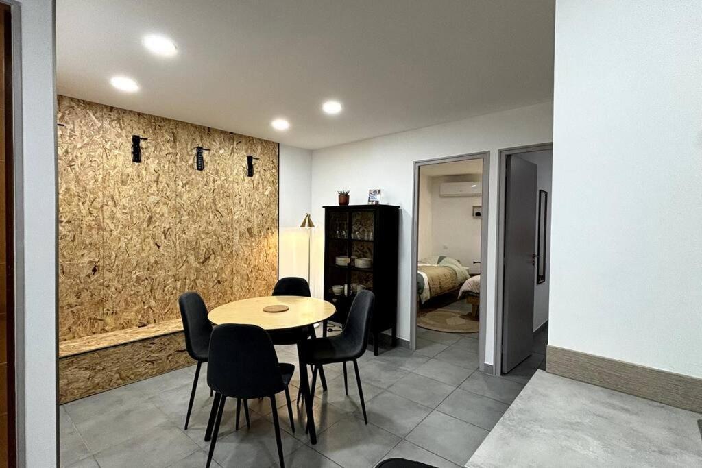 Tres Bel Appartement Climatise - Chez Tom Et Anna Bedoin Exterior photo
